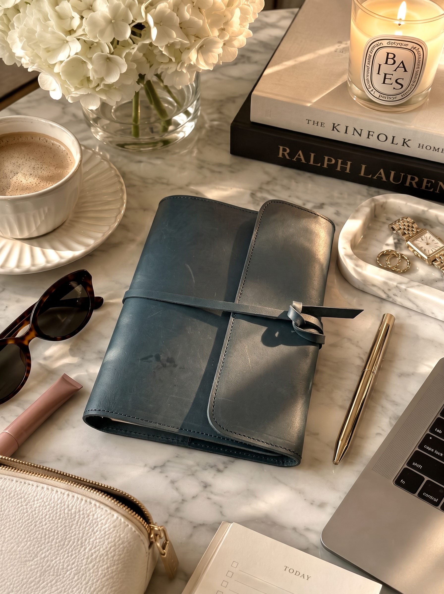 teal leather folio concept image 2 - FORTEx Penelope teal leather folio concept image 2 FORTEx Penelope